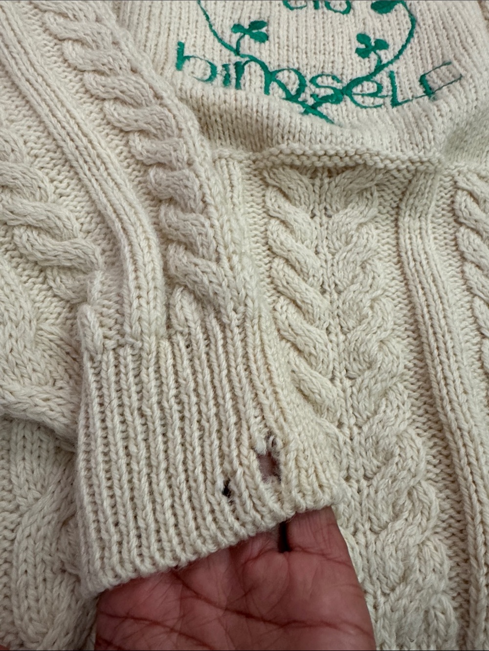 Blarney Vintage Aran Irish Fisherman Cable Knit Wool Clover Embroidered Sweater - Picture 7 of 7